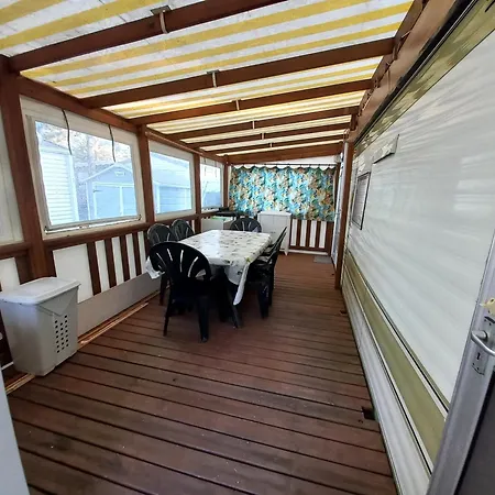 Camping La Coulumiere مكان تخييم لا ترمبلاد